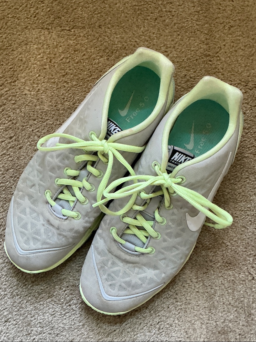 Nike Free Fit 2 Sneakers